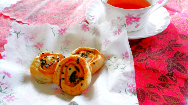 ３階デイケア『月いちカフェで美味しいお菓子はいかがですか』