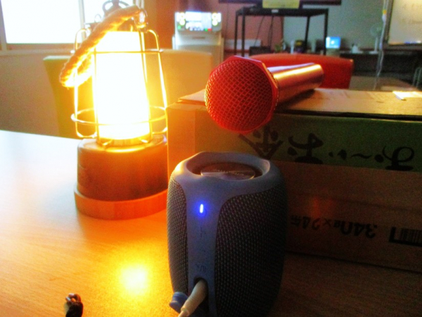 １階デイナイトケア『ナイトケア：【癒しの会】ダウンライトの中、 音楽を聴きながら癒されませんか？』