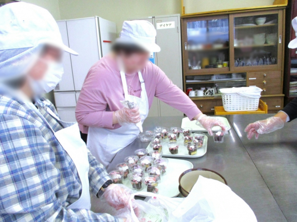 １階デイナイトケア『ナイトケア：春の季節を味わう会』